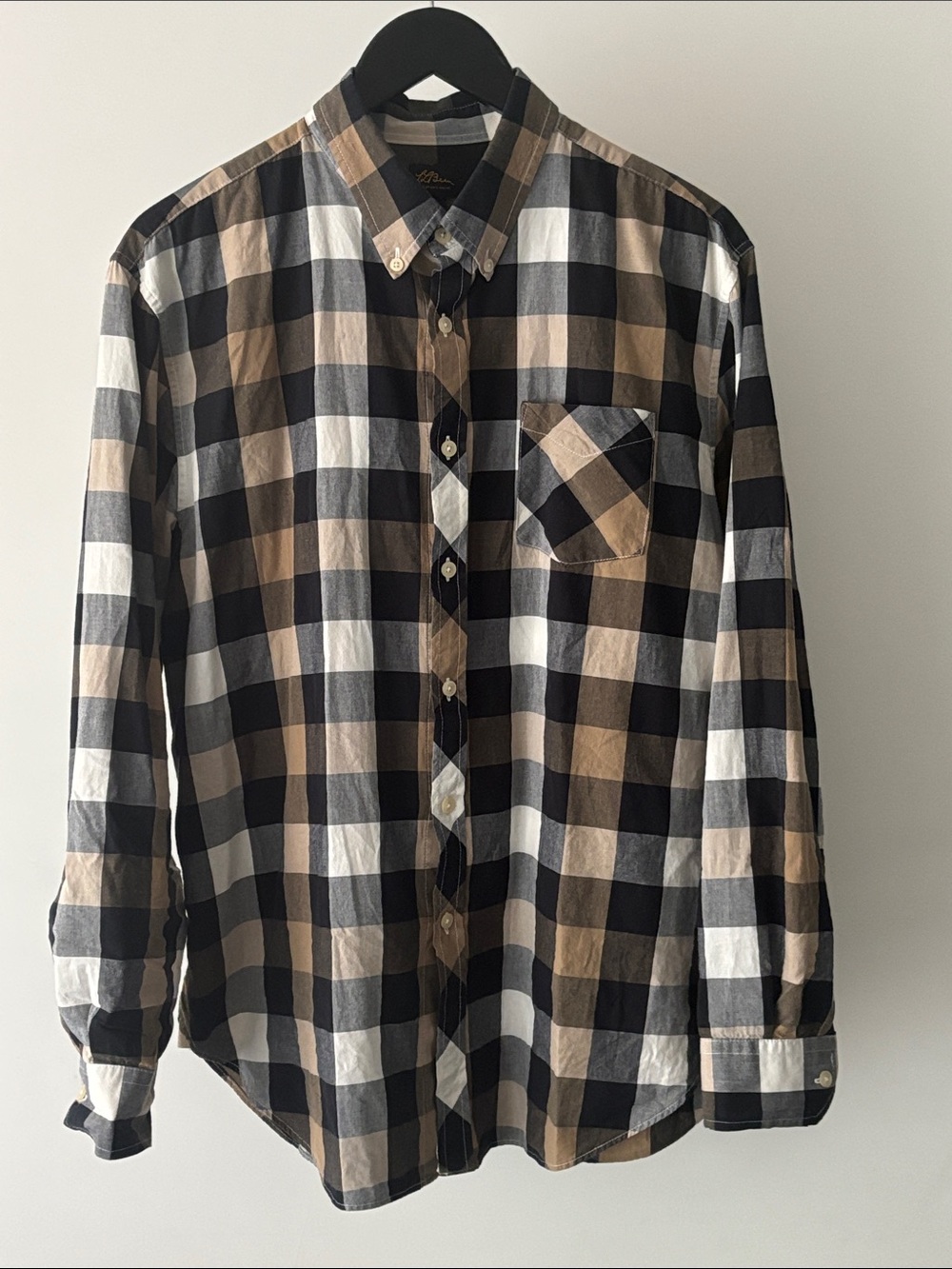 L.L.Bean 100% Cotton Plaid Button Down Shirt Black Taupe Gray